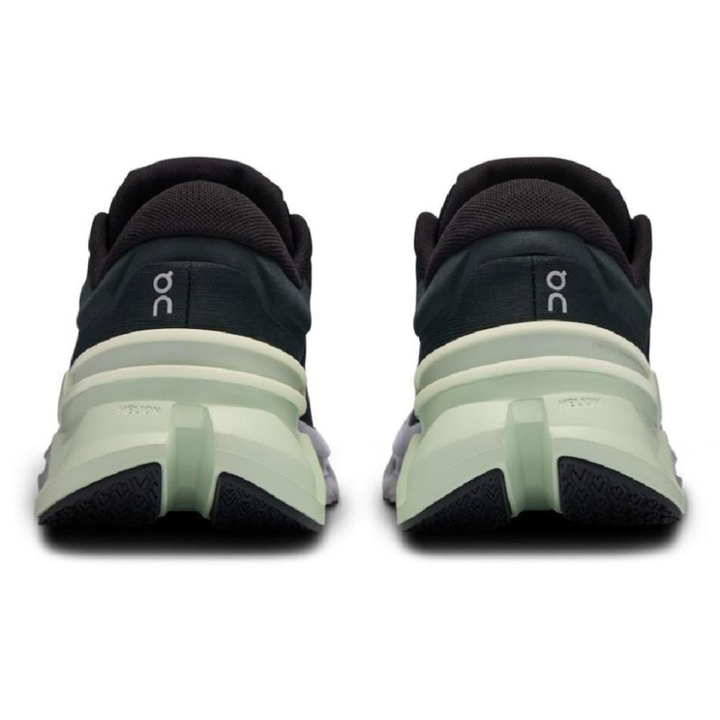On Men's Cloudflyer 5